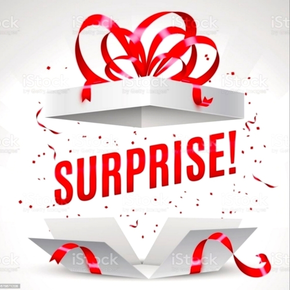 MENS Resell Mystery Box. Keep for yourself or resell.Box will include 6-8 items - Picture 1 of 1